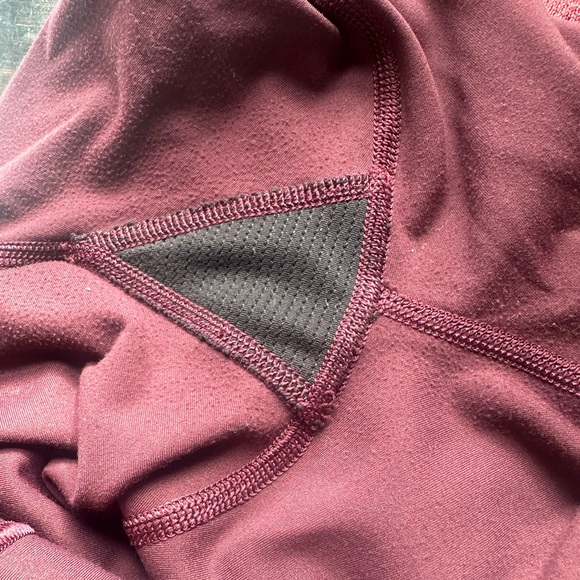 Athleta Transcend Stash High Rise Legging Small Burgundy Maroon Spiced Cabernet - Picture 8 of 9